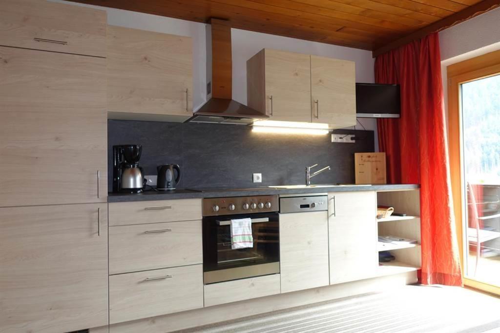 Appartement Haus Lifinar - Carmen Juen à Sankt Gallenkirch Extérieur photo